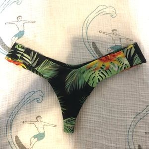 Stone Fox bikini bottom